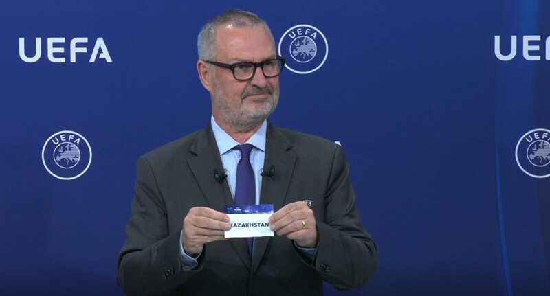 Представитель УЕФА Лэнс КЕЛЛИ отправляет Казахстан в группу А