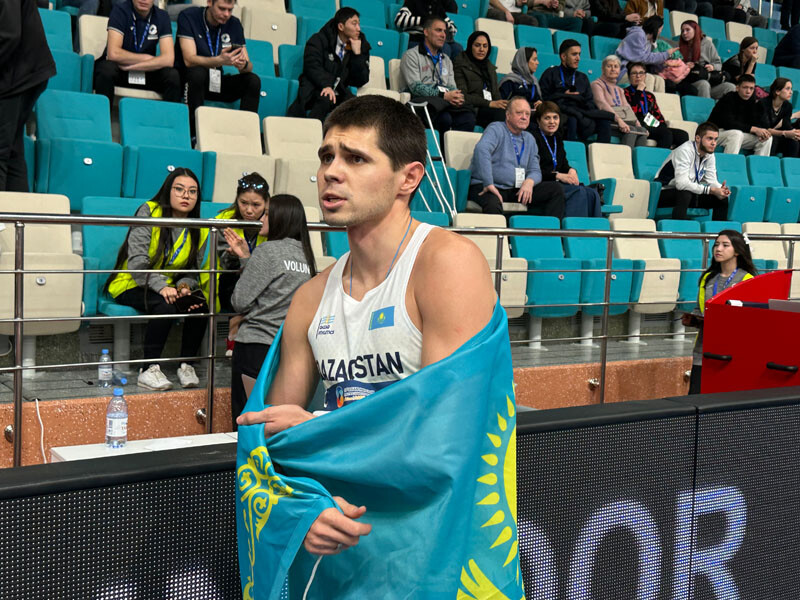 Михаил ЛИТВИН – вице-чемпион Азии в беге на 400 метров