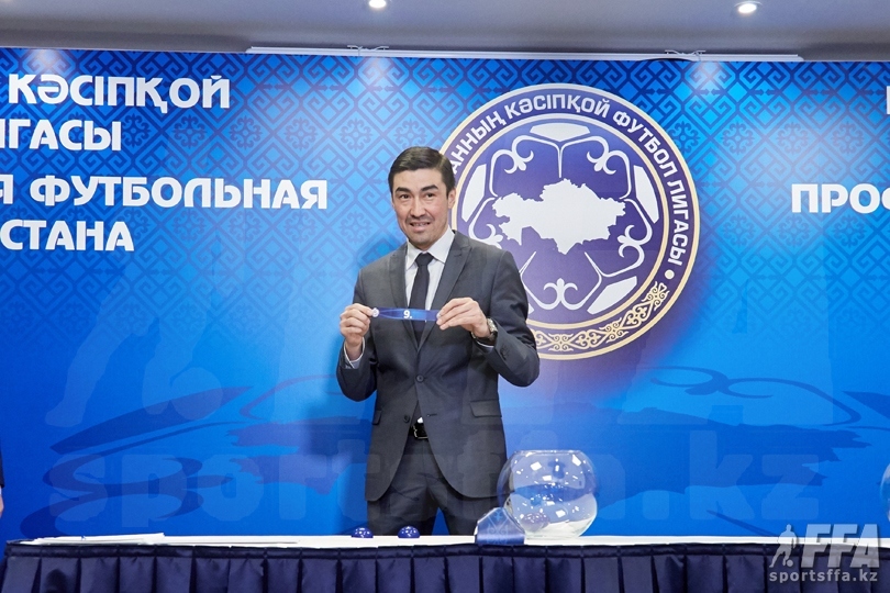 Самат СМАКОВ – «Актобе» намерен погасить долги перед футболистами и вернуть болельщиков
