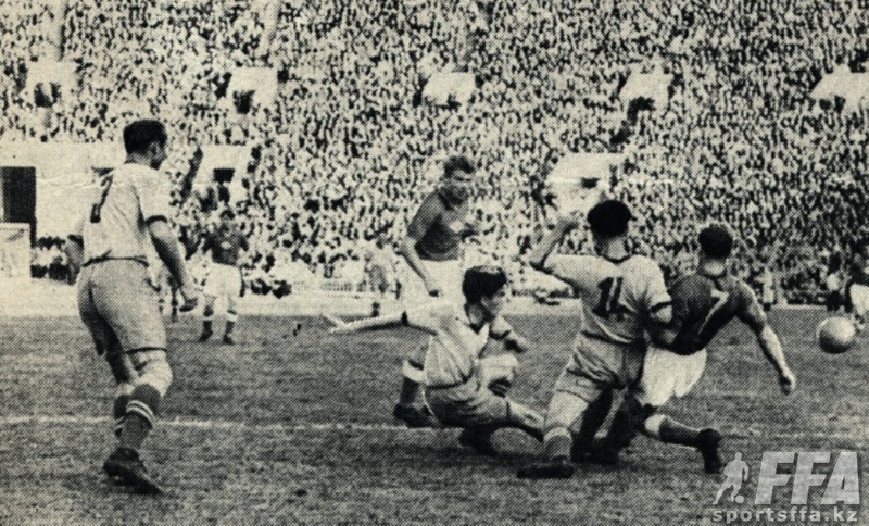 Cпартакиада-1956 – «Казахские футболисты порадовали дружной, самоотверженной игрой»