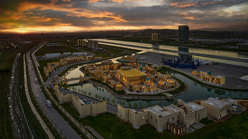 Туристический комплекс Silk Road Samarkand, который на время станет храмом богини шахмат Каиссы. Фото news.myseldon.com