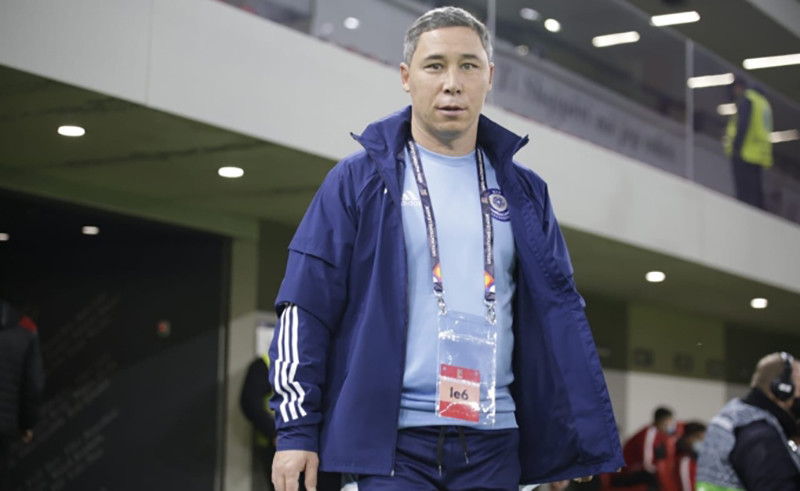 Марат ЕСЛЯМОВ, старший тренер сборной Казахстана (U17)
