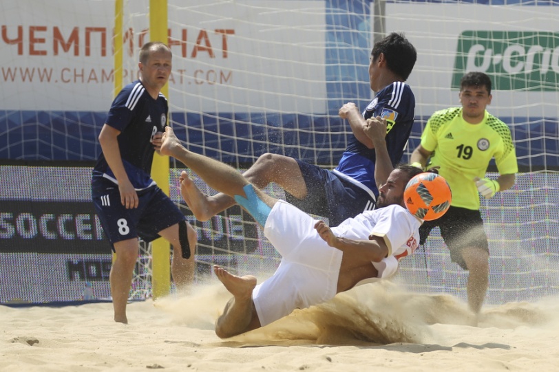 Қазақстан – Сербия. Фото: beachsoccerrussia.ru